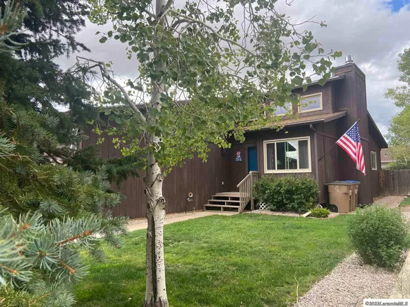 4307 Grays Gable Rd, Laramie, WY 82072