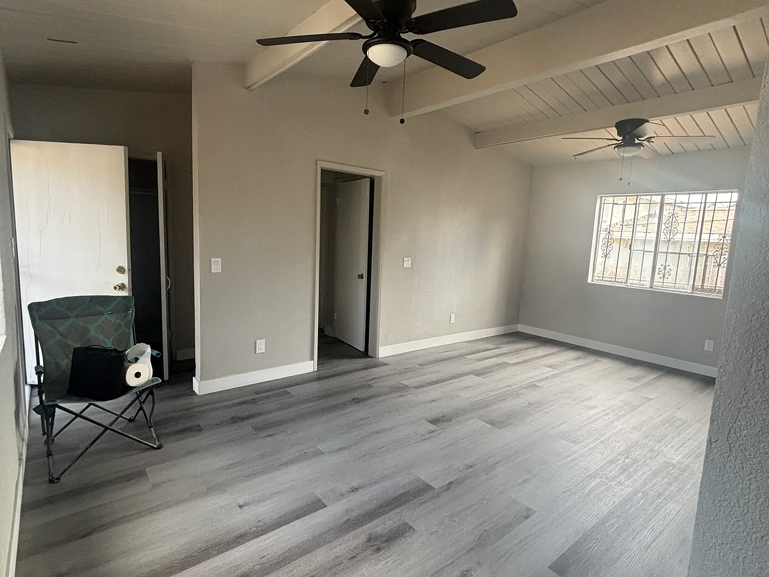 4 bed, 1360 sqft, $3,800 — Photo 1