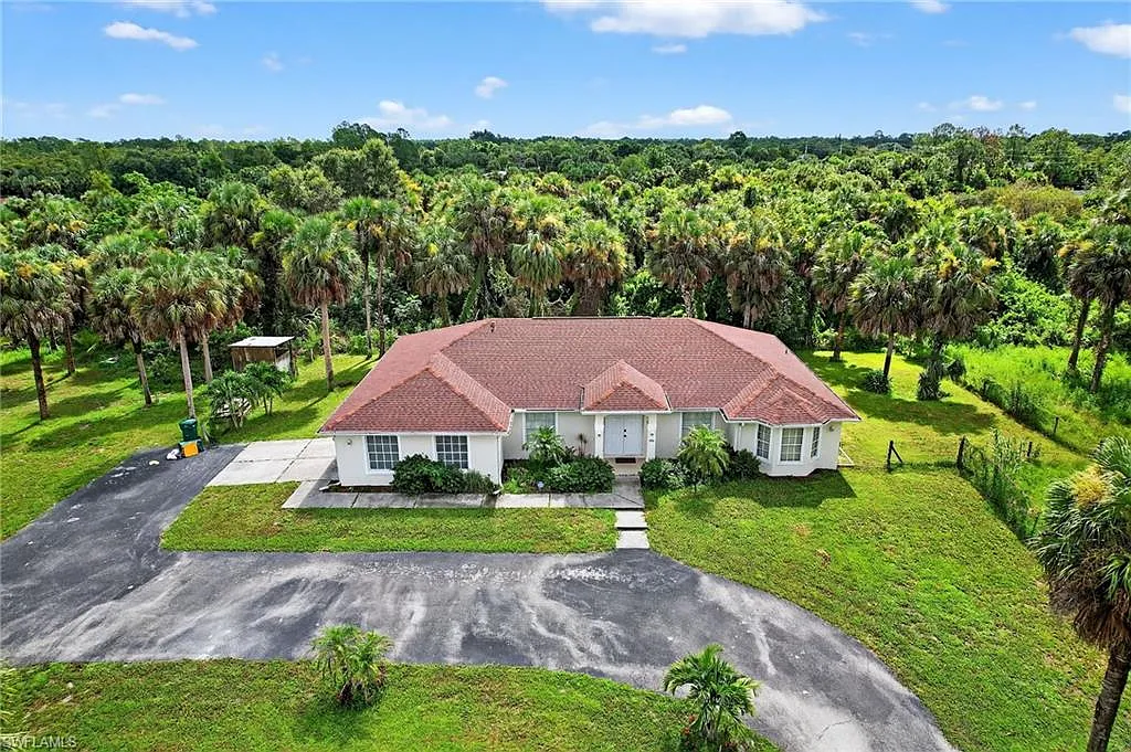 4 bed, 2.0 bath, 2179 sqft, $4,000 — Photo 1
