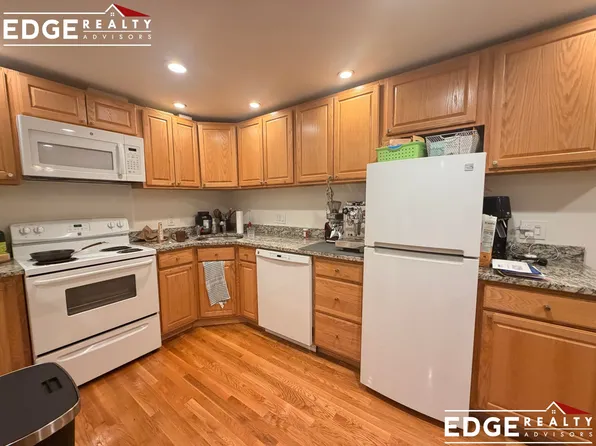 15 Euston Rd, Brighton, MA