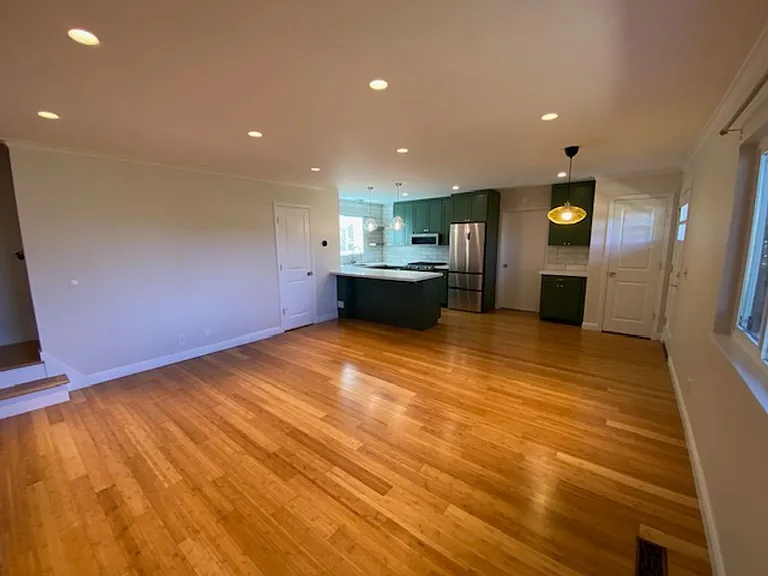 2121 David Ave — Photo 5