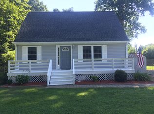 9367 Marlfield Rd, Gloucester, VA 23061