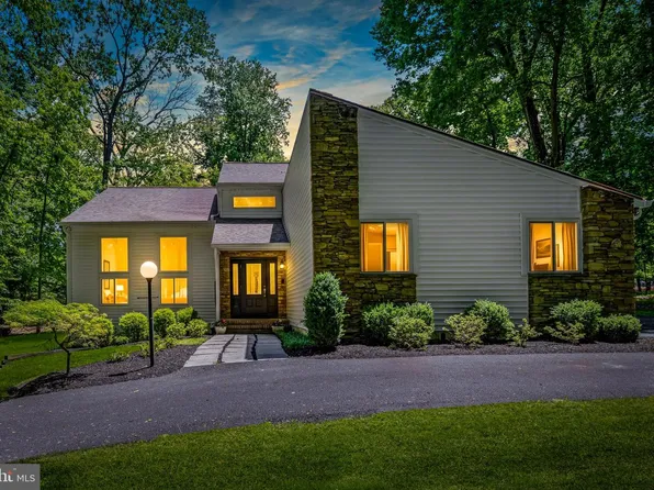 7 Shadow Ct, Owings Mills, MD 21117