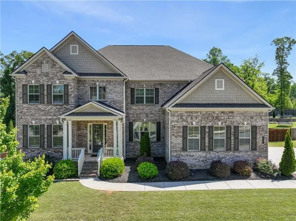5911 Ashley Falls Ln, Flowery Branch, GA 30542