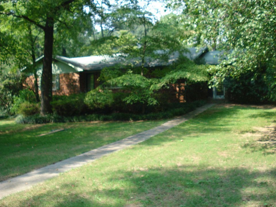 1st image of 2131 Ithica Dr SE