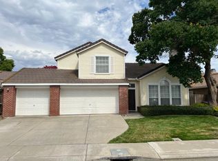 2108 Sunny Park Dr, Modesto, CA 95355