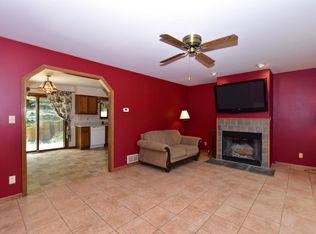 1828 Birch Rd #4, Kenosha, WI 53140