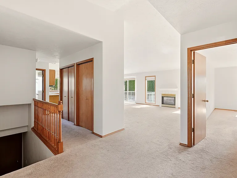8821 N Pamela St — Photo 16