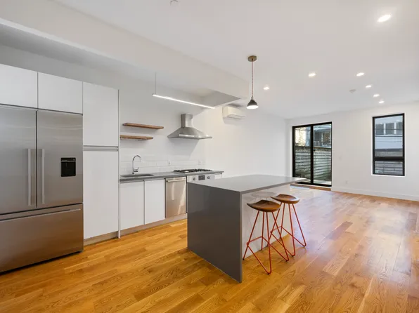 79 Clay Street image 1 of 11