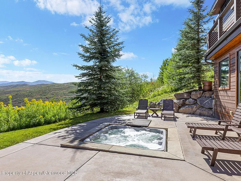 272 Oak Ridge Rd — Photo 45