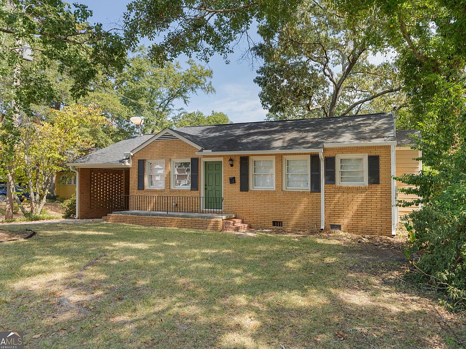1st image of 210 Oak Haven Ave