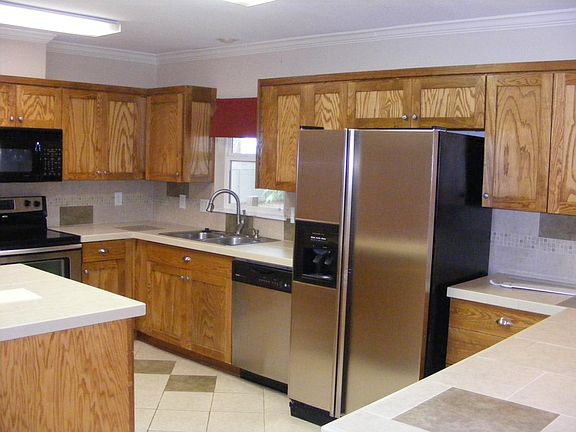 5th image of 5714 Randolph Ct