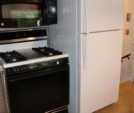 5th image of 20704 Mountville Dr