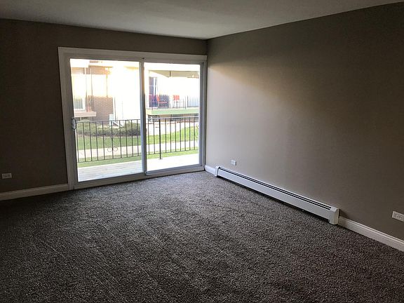 4th image of 5645 Saint James Ct