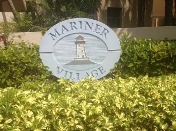 3578 Magellan Cir #200, Miami, FL 33180