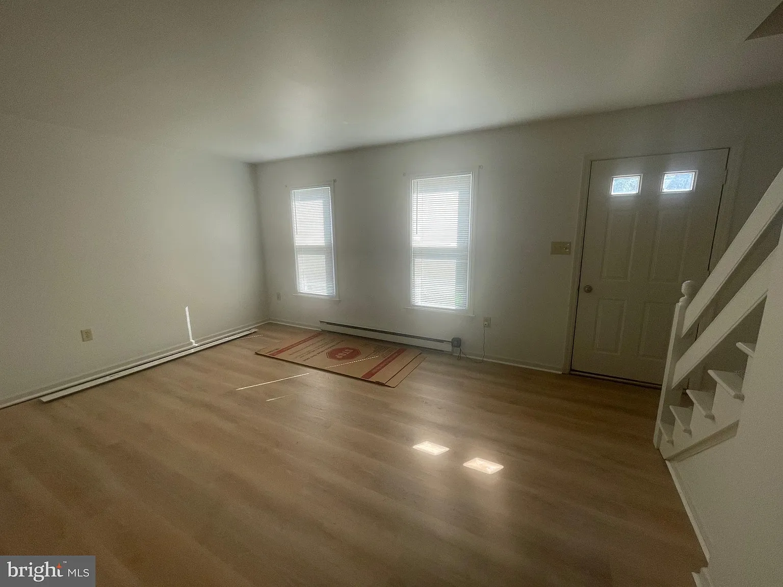 2 bed, 960 sqft, $1,675 — Photo 2