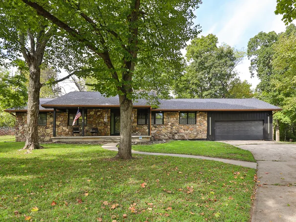 5387 S Woodcliffe Drive, Springfield, MO 65804