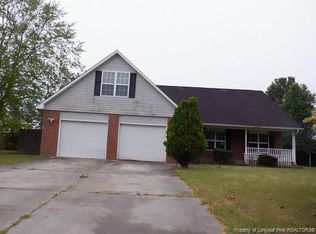 8545 Congressional Ave, Hope Mills, NC 28348