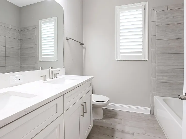 6133 Lungo Lago Dr — Photo 30