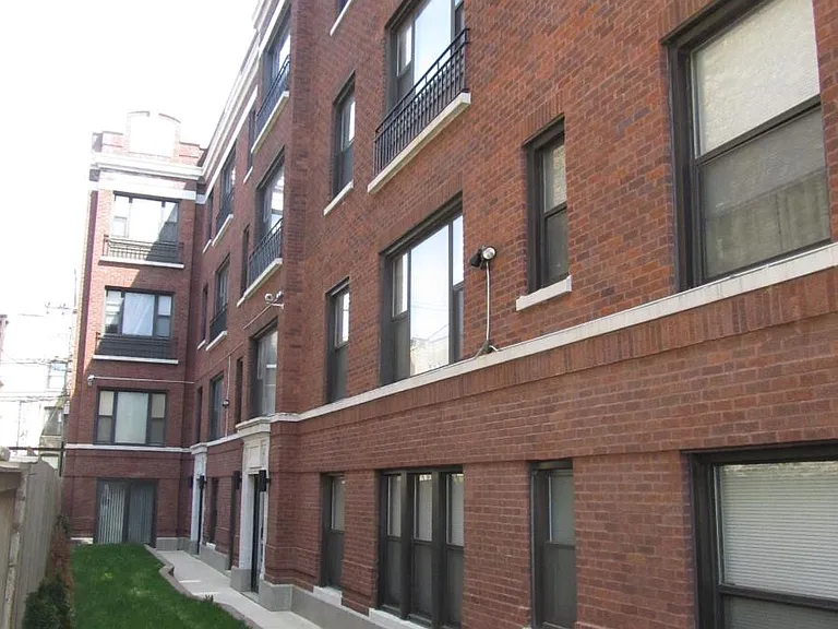 7613 N Bosworth Ave #2W — Photo 11