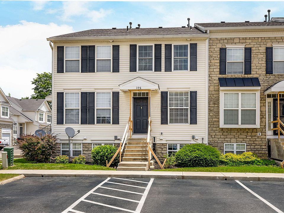 1st image of 396 Oxford Oak Dr