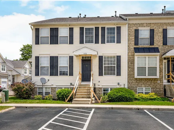 396 Oxford Oak Dr, Blacklick, OH 43004