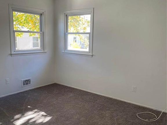 3rd image of 648 S Gannon Ave
