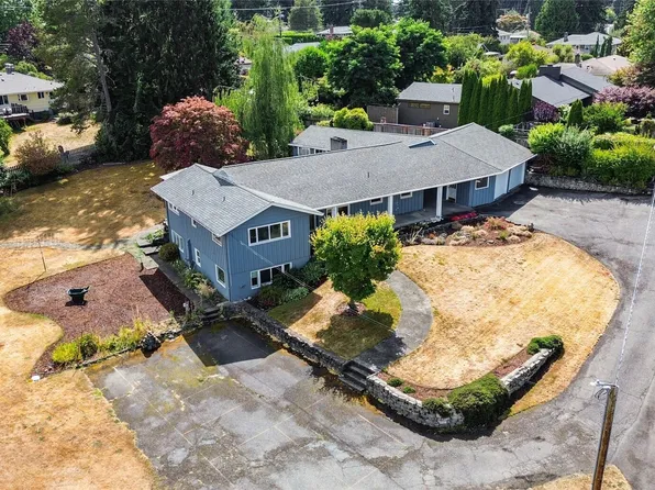 8520 32nd Street W, University Place, WA 98466