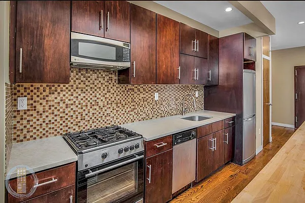 Rented by Brooklyn Rentals NYC | media 4