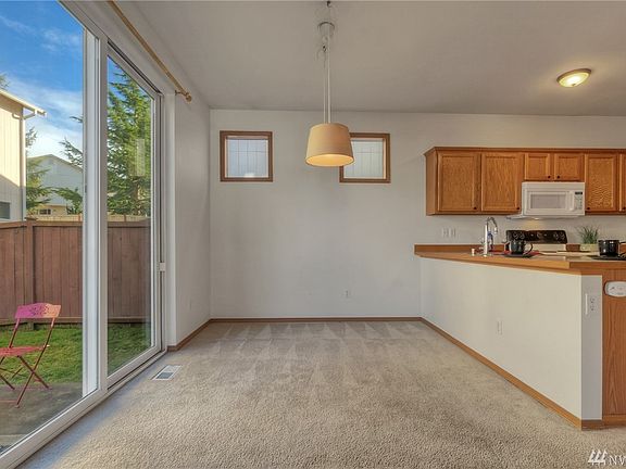 5th image of 18505 98th Ave E
