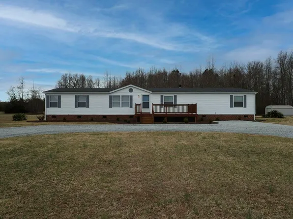 20454 Barrow Rd, Capron, VA 23829