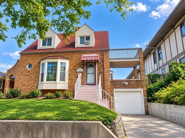 3907 McDonald Ave, Saint Louis, MO 63116
