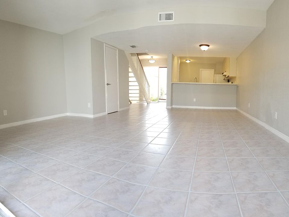 Large Living Room. Kitchen will be remodeled.