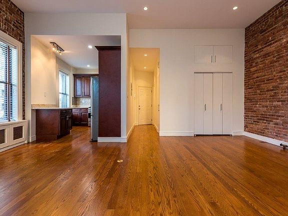 4th image of 288 Driggs Ave #3RHU