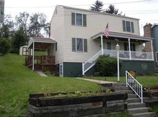 324 Juniper Ln, Tarentum, PA 15084