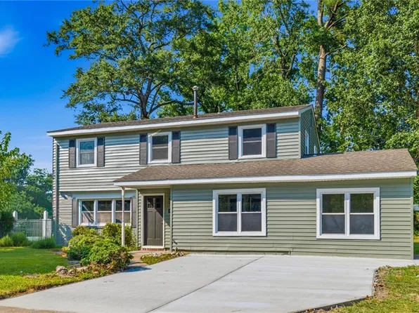 808 Holly Hedge Ave, Virginia Beach, VA 23452