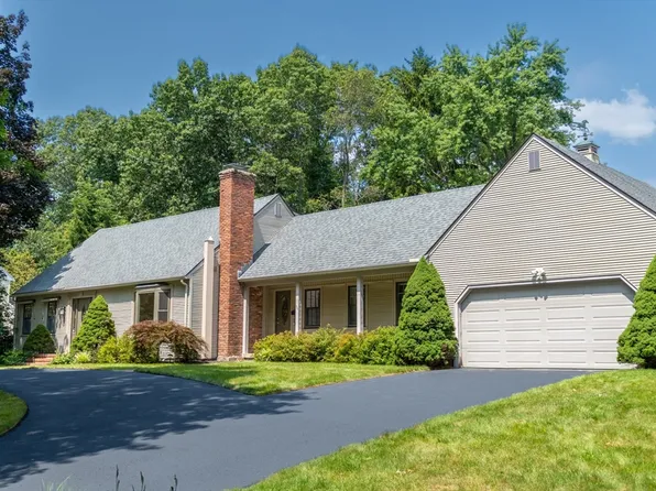 56 Lawrence Dr, Longmeadow, MA 01106