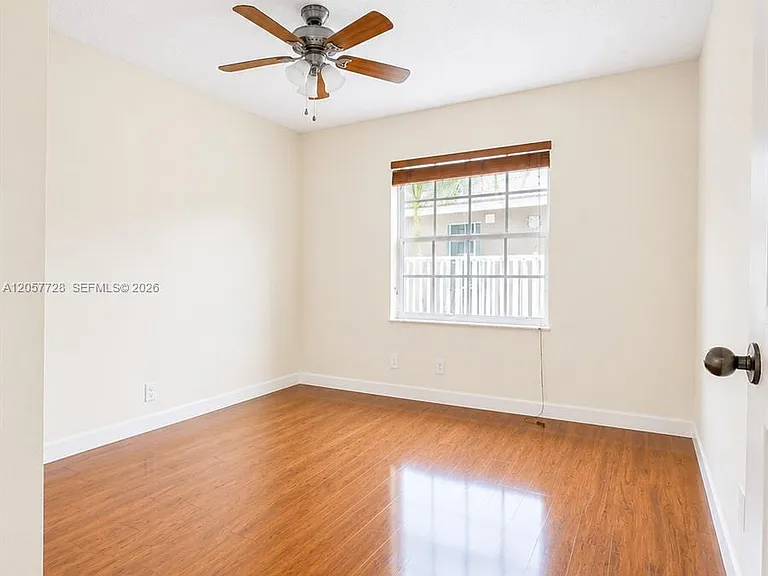 1041 Cedar Falls Dr — Photo 20