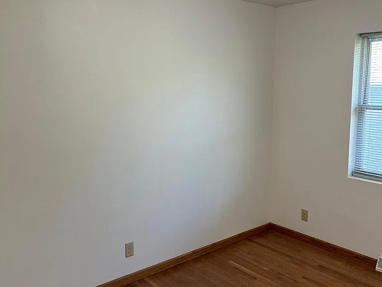 2624 S Fulton St — Photo 9