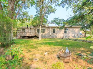 1328 Gibbon Rd, Central Point, OR 97502