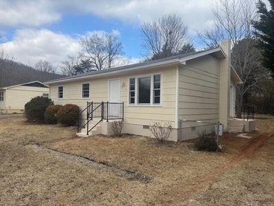 210 Green Meadow Ln, Rocky Mount, VA, 24151