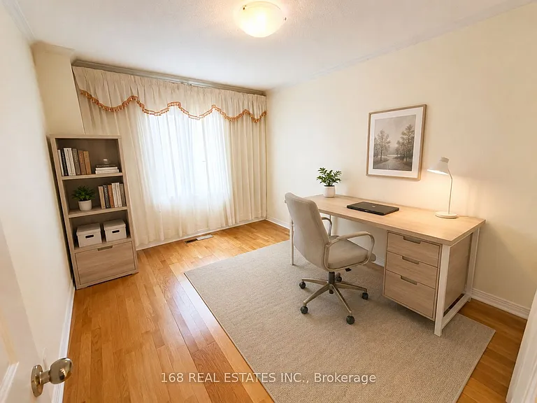36 Artillery St — Photo 8