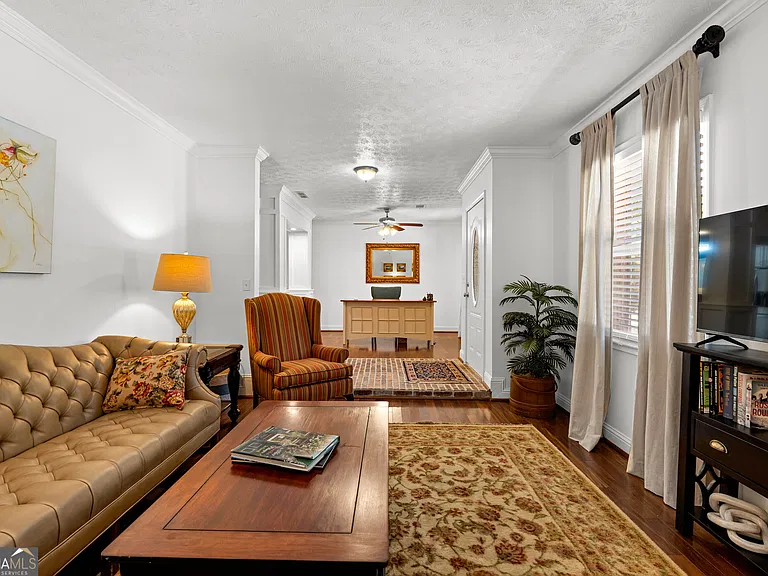 101 Waterwood Bnd — Photo 10