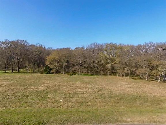 4th image of 1077 Crystal Lake Dr Lot 15