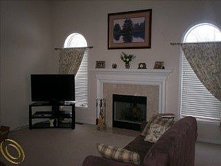 3rd image of 21931 Canterbury Ave