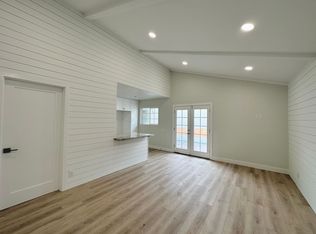 900 S Catamaran St, Oxnard, CA 93035