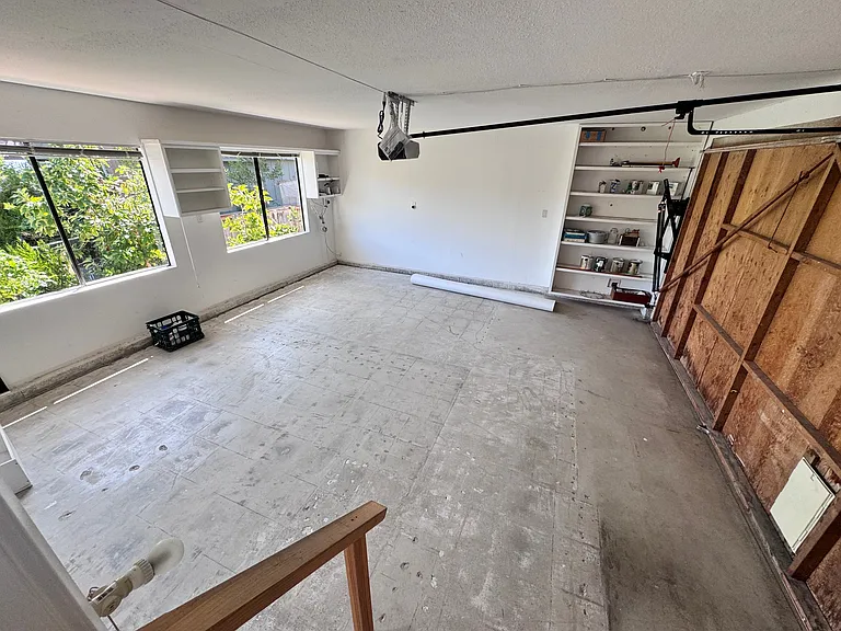 1055 Dyer Pl — Photo 35