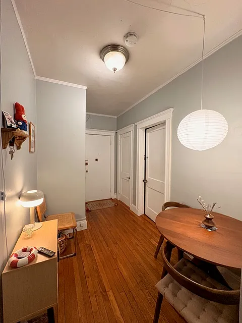 2 bed, 543 sqft, $3,300 — Photo 3