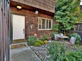 225 Mayhew Way #8, Walnut Creek, CA 94596