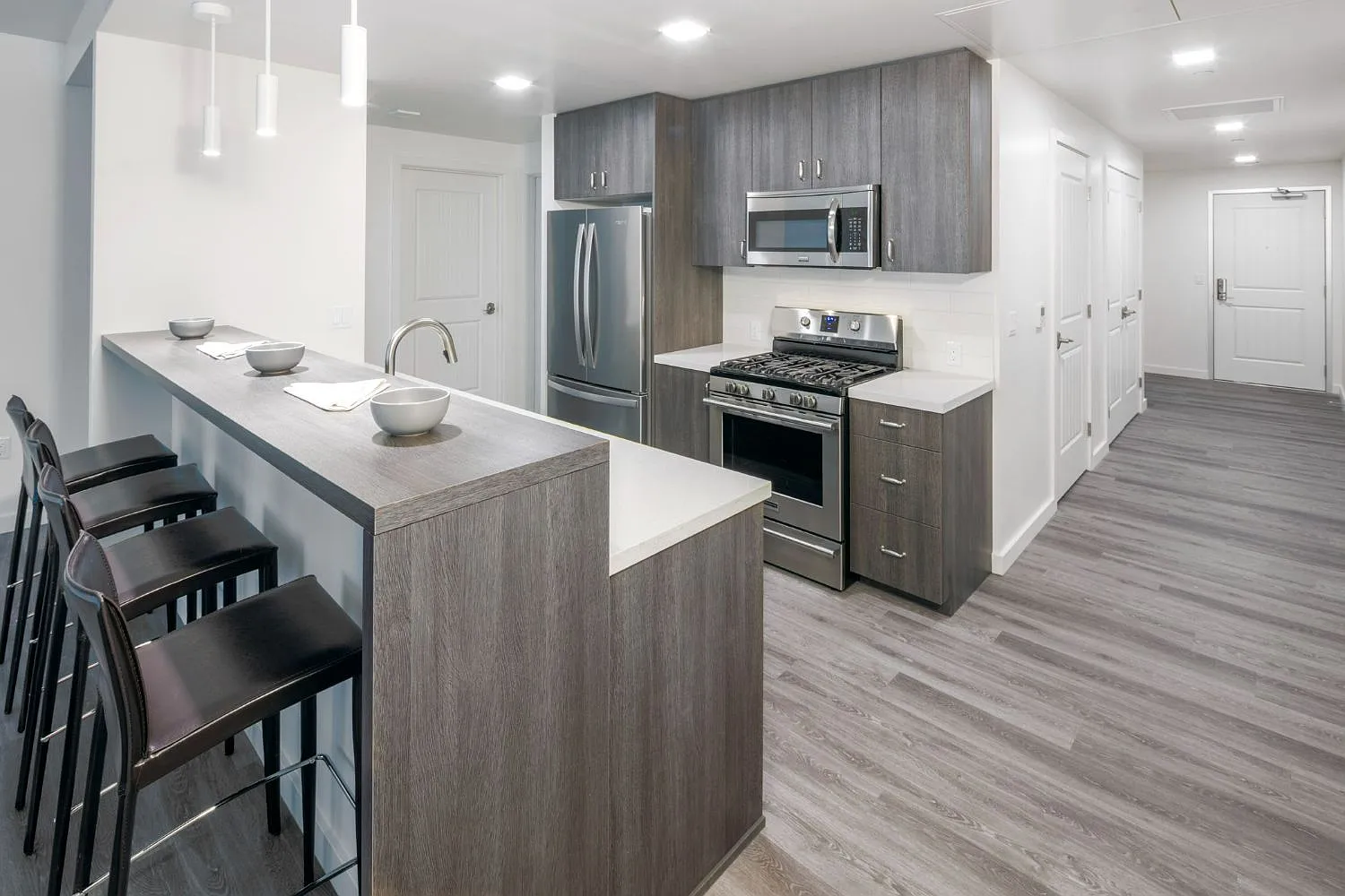 The Windward Apartments — Photo 1